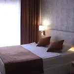 Hotel Club Mermaid Village 4*