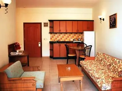Club Mermaid Village 4*