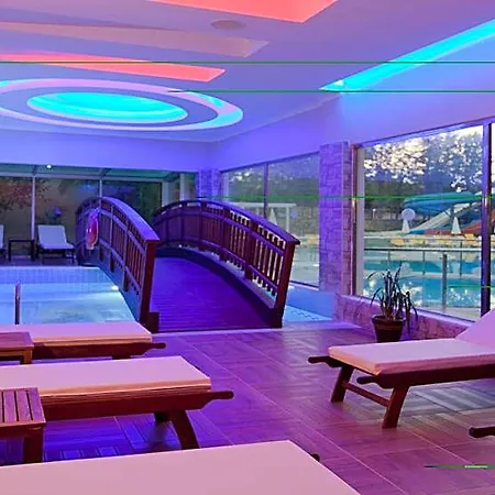 Club Mermaid Village Hotel