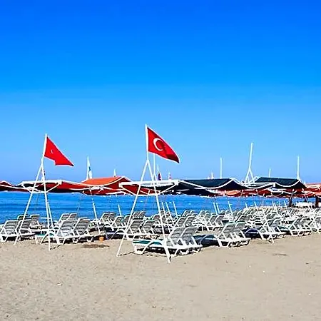 Hotel Club Mermaid Village 4*
