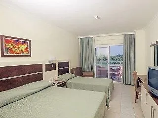 Club Mermaid Village מלון