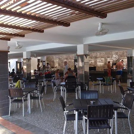 Club Mermaid Village אבסלאר