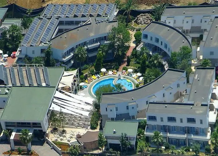 Club Mermaid Village Hotel