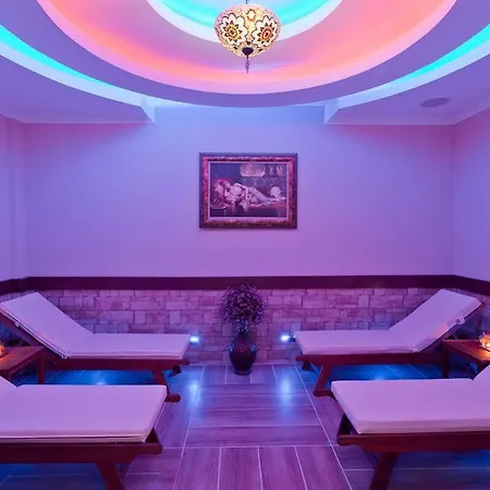 Club Mermaid Village ホテル 4*